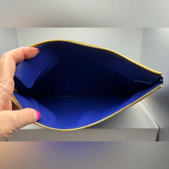 Gorgeous Celine Bi-color Pouch in Royal Blue and Cream Preloved - Picture 12 of 13
